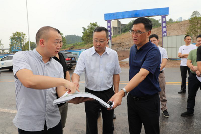 达州市委副书记、市长郭亨孝深入中国供销西南冷链物流达州基地调研